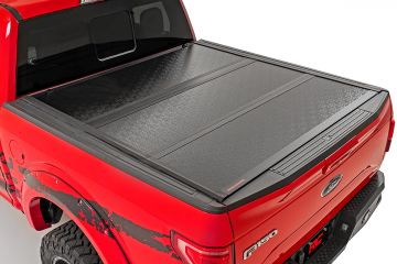 Rough Country Low Profile Hard Tri-Fold Tonneau Cover 15-22 Colorado/Canyon 5 Foot Bed